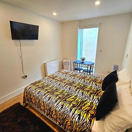 Oliver Double Room ลอนดอน ภายนอก รูปภาพ
