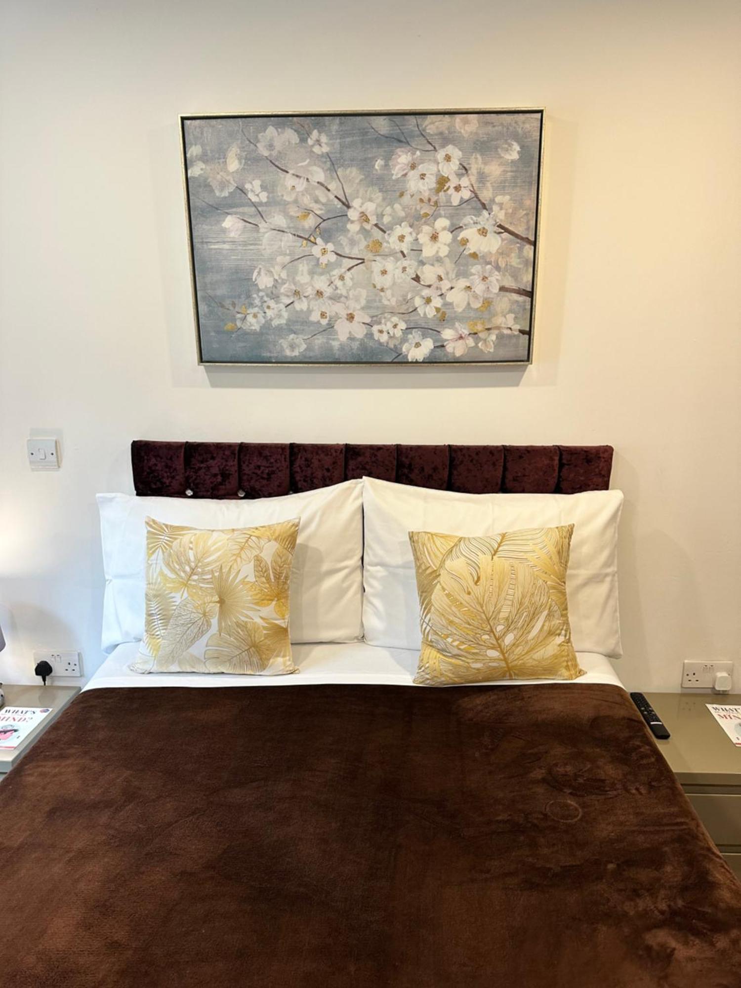 Oliver Double Room ลอนดอน ภายนอก รูปภาพ
